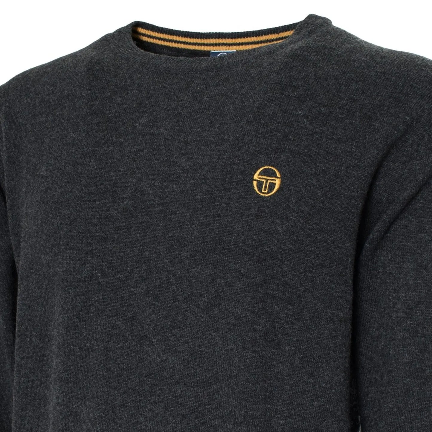 Sergio Tacchini Pulls Sergio Tacchini