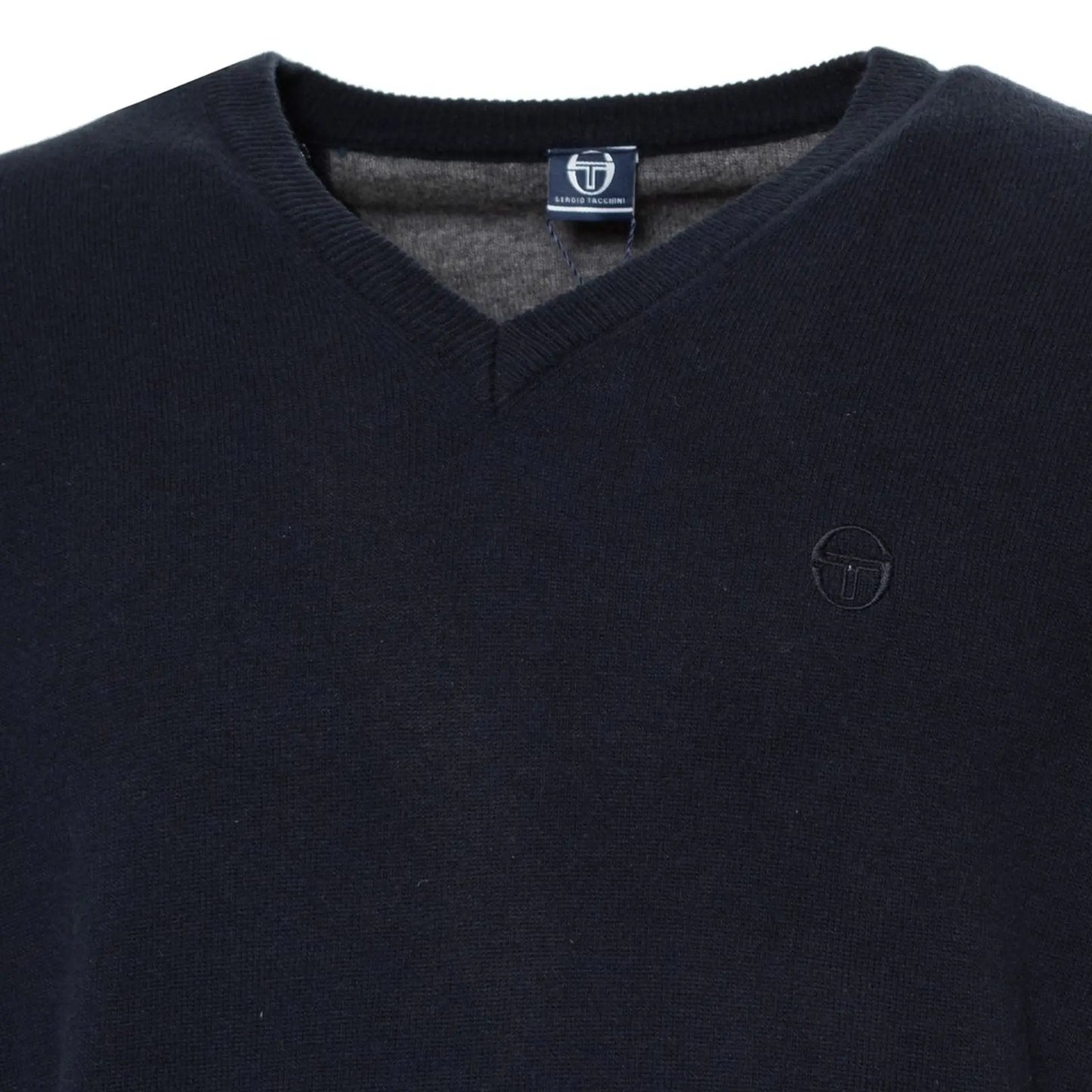 Sergio Tacchini Pulls Sergio Tacchini