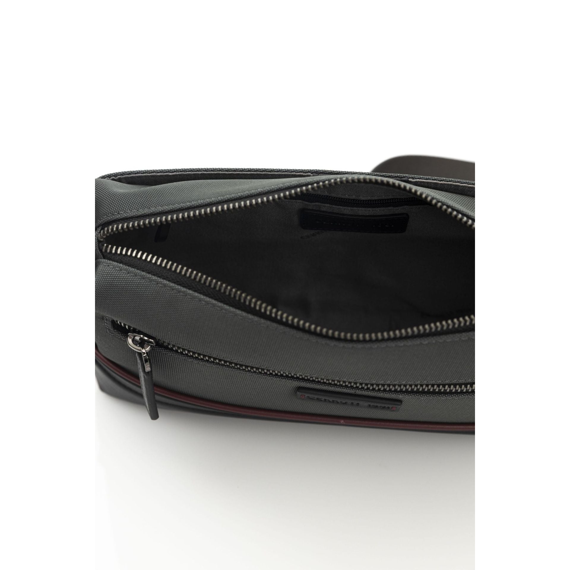 Cerruti 1881 Sac banane - Tendance