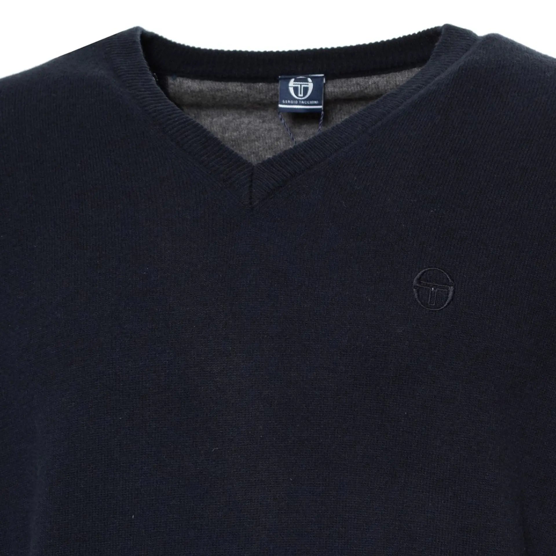 Sergio Tacchini Pulls Sergio Tacchini